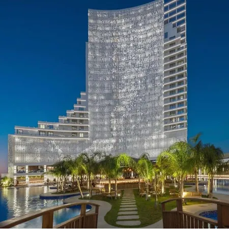 Apartment Grand Sapphire Casino And With Sea View And Free Welcome Package Agios Georgios (Famagusta)